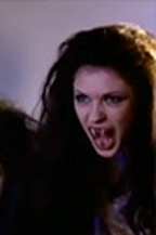 Sonila Vjeshta vampire 8.jpg