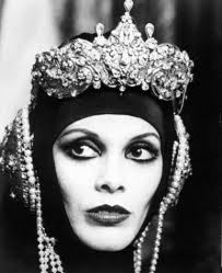martine beswick 1.jpg